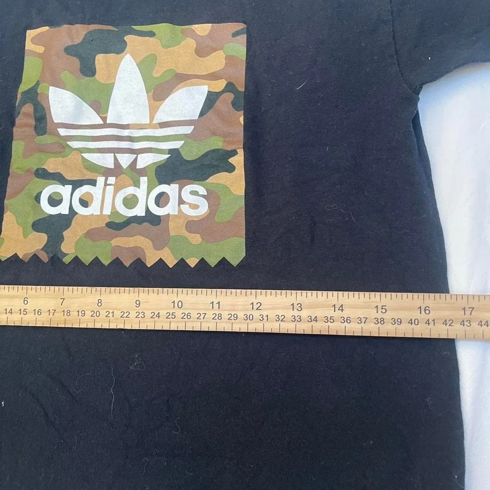 N/A adidas black